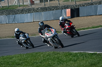 brands-hatch-photographs;brands-no-limits-trackday;cadwell-trackday-photographs;enduro-digital-images;event-digital-images;eventdigitalimages;no-limits-trackdays;peter-wileman-photography;racing-digital-images;trackday-digital-images;trackday-photos